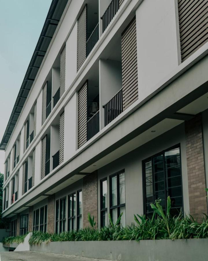 Mendjangan Residence Jakarta Exterior photo